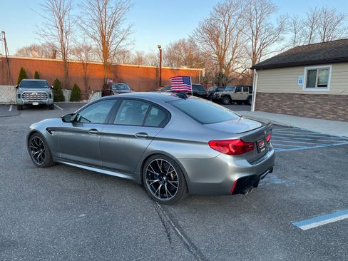 Used 2019 BMW M5 w/ Executive Package image 3