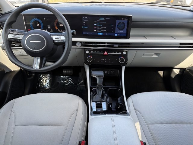 Certified 2025 Hyundai Tucson SEL AWD/4WD image 17