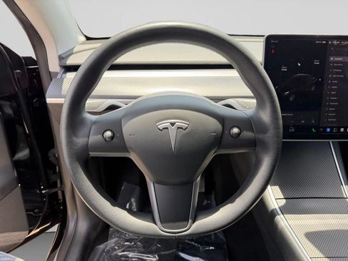 Used 2020 Tesla Model Y Long Range AWD/4WD image 22