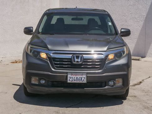Used 2017 Honda Ridgeline RTL image 2