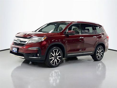 Used 2019 Honda Pilot Touring image 3