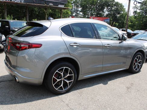 Used 2020 Alfa Romeo Stelvio Ti w/ Active Blind Spot Package AWD/4WD image 7