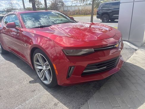 Used 2018 Chevrolet Camaro LT w/ RS Package image 4