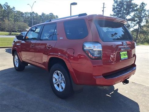 Used 2024 Toyota 4Runner SR5 image 4