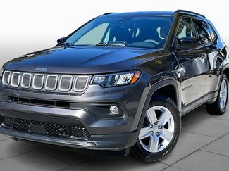 Used 2022 Jeep Compass Latitude video 1