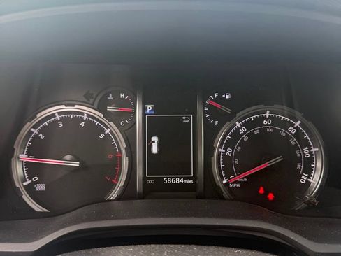 Used 2020 Toyota 4Runner TRD Off-Road Premium w/ Moonroof Package AWD/4WD image 13