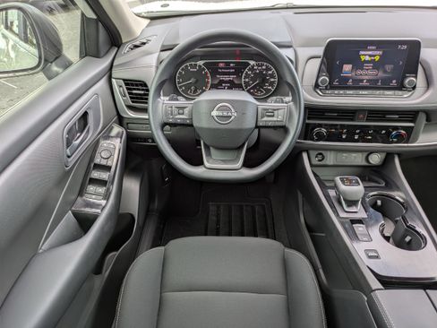 New 2026 Nissan Rogue S image 14