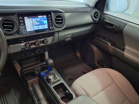 Used 2023 Toyota Tacoma SR RWD image 3
