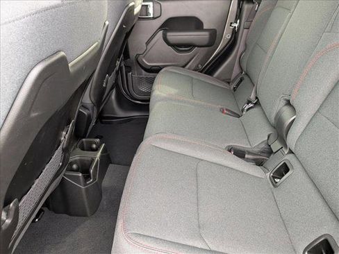 New 2025 Jeep Gladiator Rubicon w/ Safety Group image 15