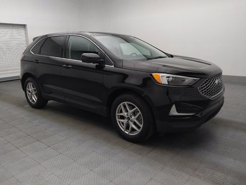 Used 2024 Ford Edge SEL image 11