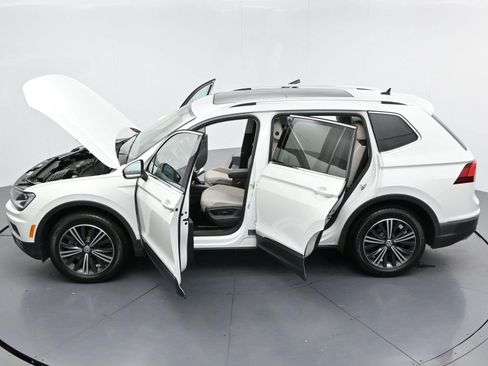 Used 2019 Volkswagen Tiguan SEL FWD image 41