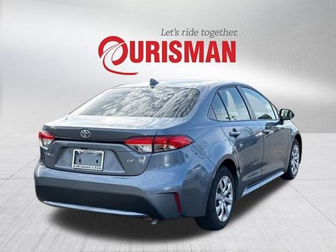 Used 2022 Toyota Corolla LE image 2