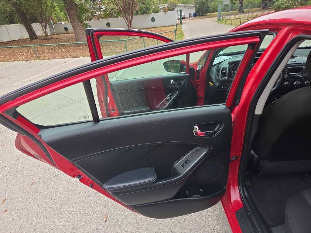 Used 2016 Kia Forte LX FWD image 16