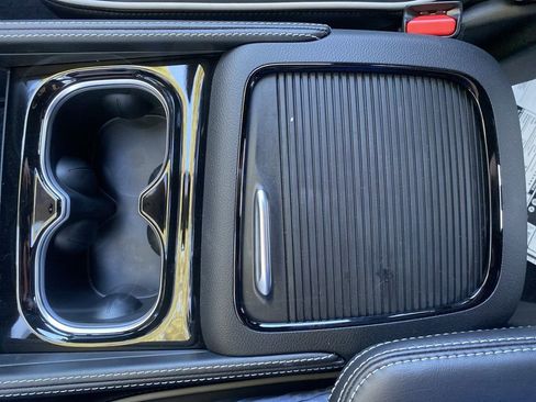 New 2026 Chrysler Pacifica Limited w/ S Appearance Package image 30