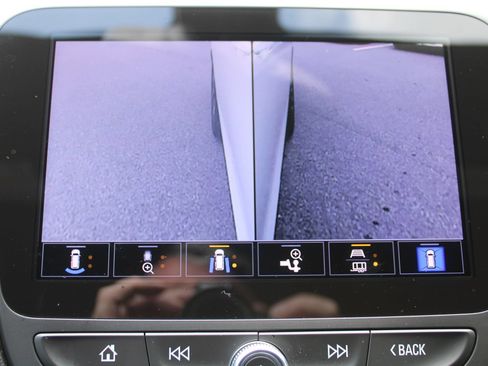 Used 2023 Chevrolet Equinox RS FWD image 56
