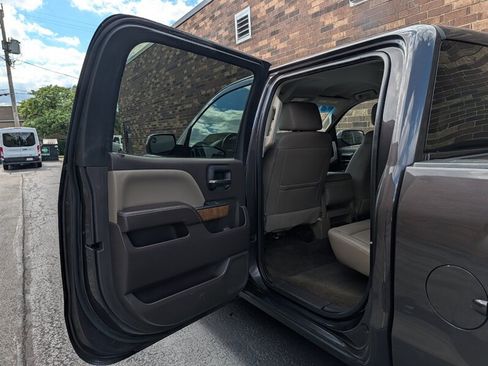 Used 2015 GMC Sierra 1500 SLE w/ SLE Value Package AWD/4WD image 19