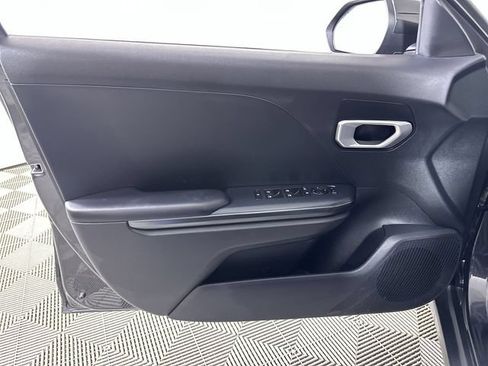 Used 2026 Kia K4 FWD image 23