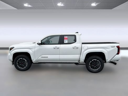 Used 2026 Toyota Tacoma TRD Sport RWD image 2
