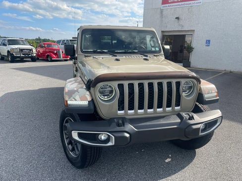 Used 2020 Jeep Gladiator Overland AWD/4WD image 26