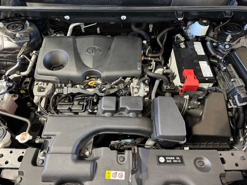 Used 2022 Toyota RAV4 XLE image 47