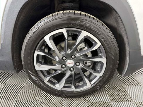Used 2022 GMC Terrain SLT w/ Infotainment Package II FWD image 10