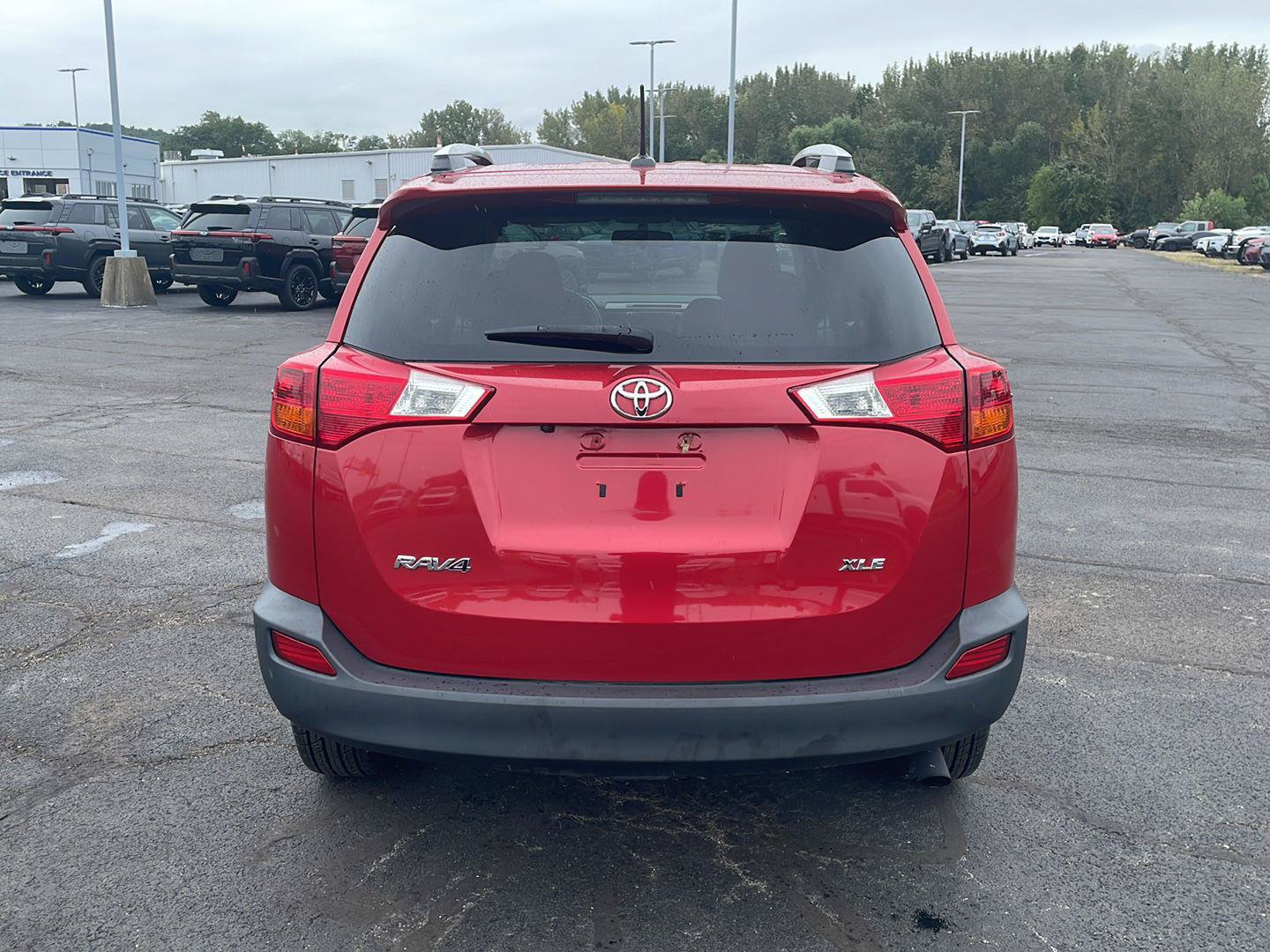 Used 2014 Toyota RAV4 XLE FWD image 4