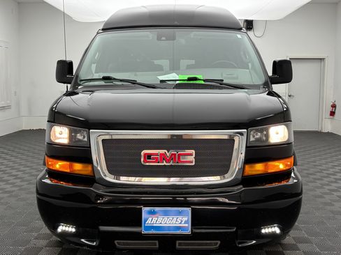 Used 2020 GMC Savana 2500 Extended w/ Enhanced Convenience Package RWD image 5
