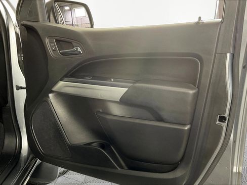 Used 2019 Chevrolet Colorado LT w/ LT Convenience Package AWD/4WD image 28