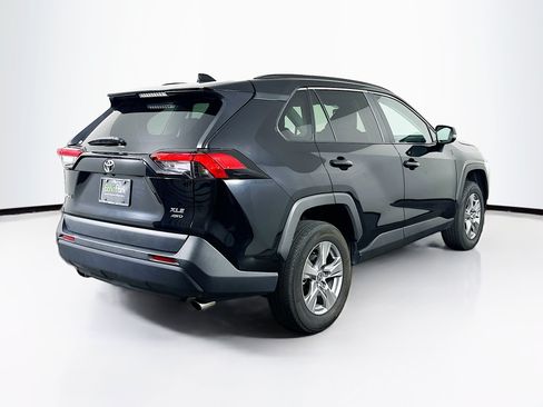 Used 2024 Toyota RAV4 XLE AWD/4WD image 9