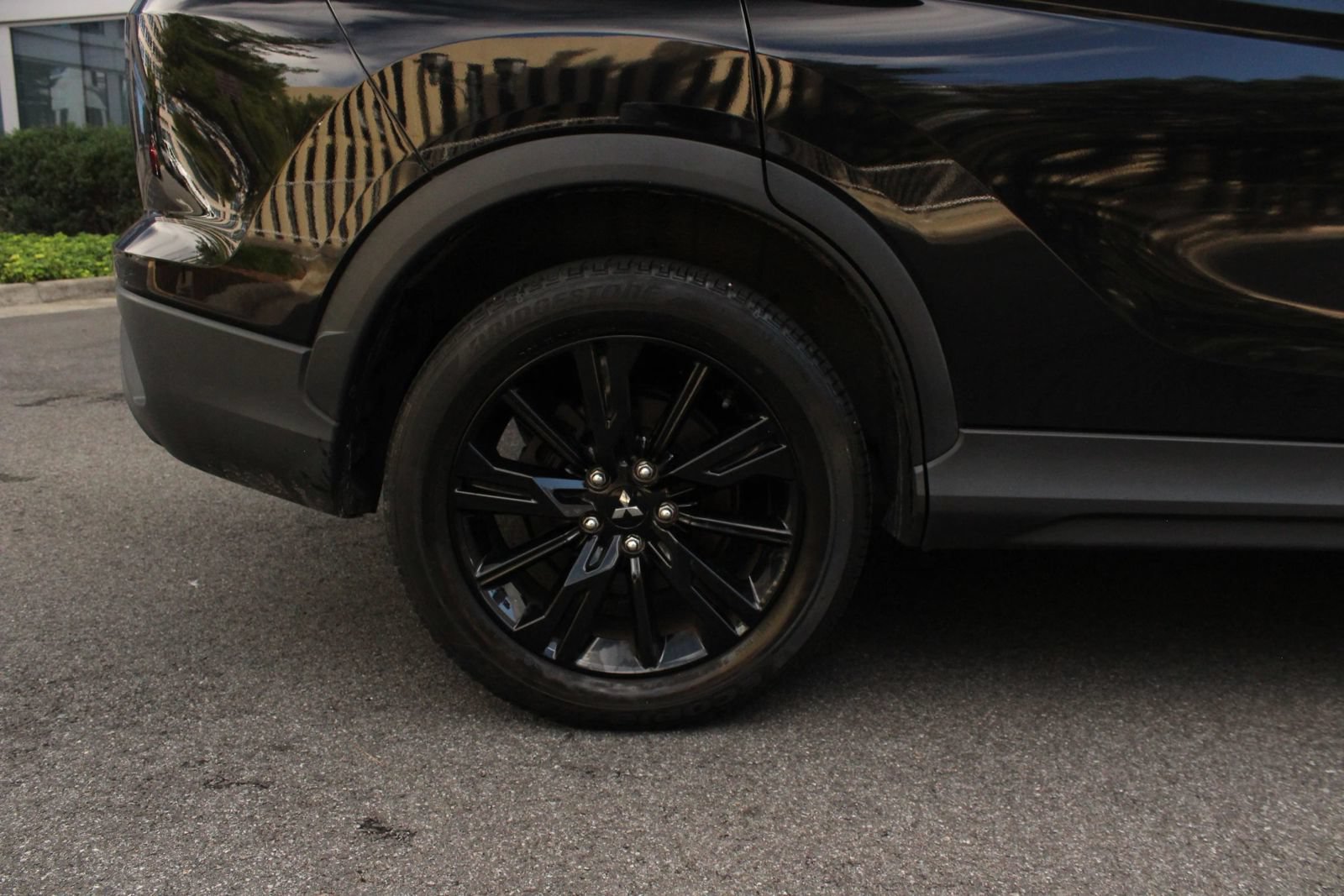 Used 2023 Mitsubishi Eclipse Cross LE AWD/4WD image 5