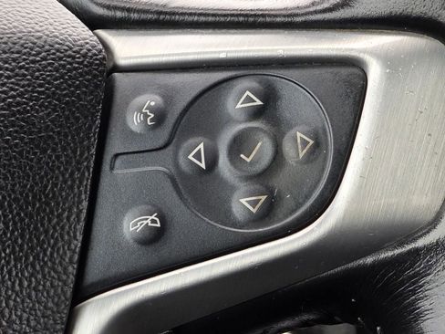 Used 2017 GMC Canyon SLT image 19