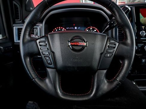 Used 2021 Nissan Titan PRO-4X w/ Pro-4x Convenience Package image 31