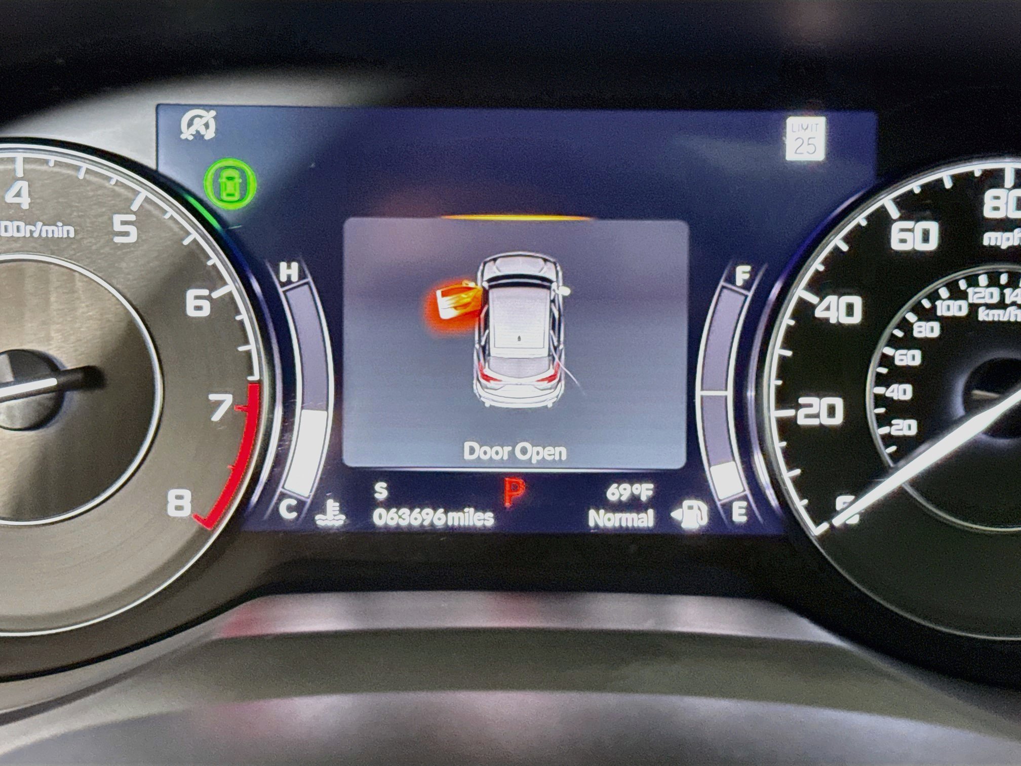 Used 2022 Acura RDX w/ Technology Package FWD image 12
