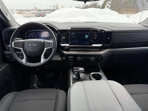 Used 2024 Chevrolet Silverado 1500 RST image 16
