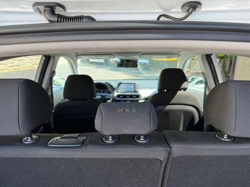 Used 2019 Hyundai Kona SEL AWD/4WD image 34
