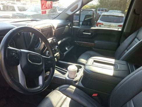 Used 2020 GMC Sierra 2500 Denali w/ Denali Ultimate Package AWD/4WD image 11