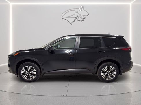 Used 2023 Nissan Rogue SV AWD/4WD image 2