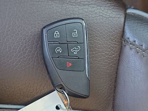 Used 2024 GMC Sierra 2500 Denali w/ Denali Reserve Package image 35