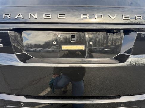 Used 2019 Land Rover Range Rover Sport Supercharged image 17