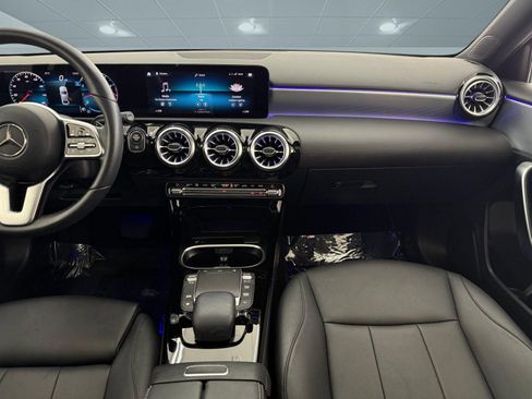 Used 2022 Mercedes-Benz A 220 image 31
