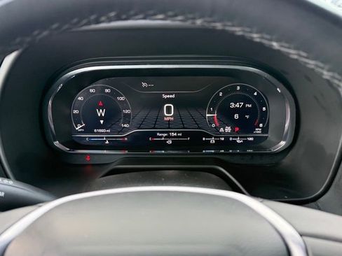 Used 2024 GMC Yukon SLT image 30