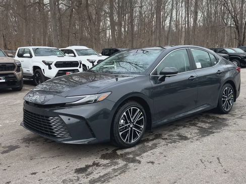 New 2026 Toyota Camry XLE image 4