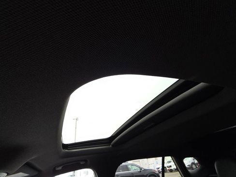 New 2026 Chevrolet Trax RS w/ Sunroof Package FWD image 26