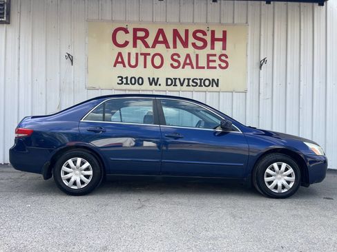 Used 2003 Honda Accord LX image 2