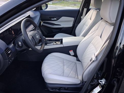 New 2026 Nissan Sentra SL w/ Floor Mat Package FWD image 7