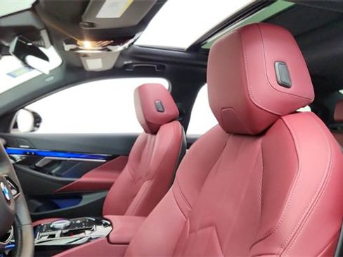 Used 2026 BMW 540i xDrive 540i xDrive image 32