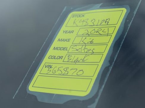 Certified 2024 Kia Seltos S image 14