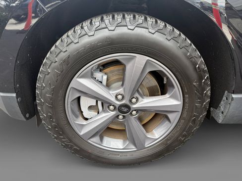 Used 2022 Ford Edge SEL w/ Sport Appearance Package image 9