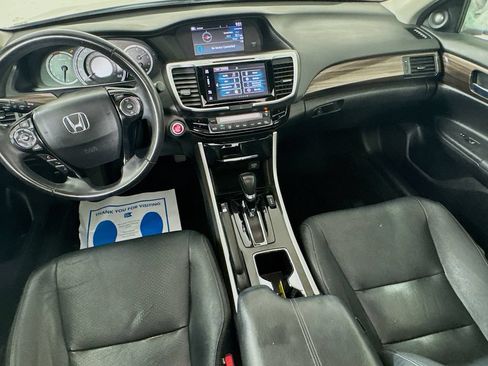 Used 2017 Honda Accord EX-L image 27