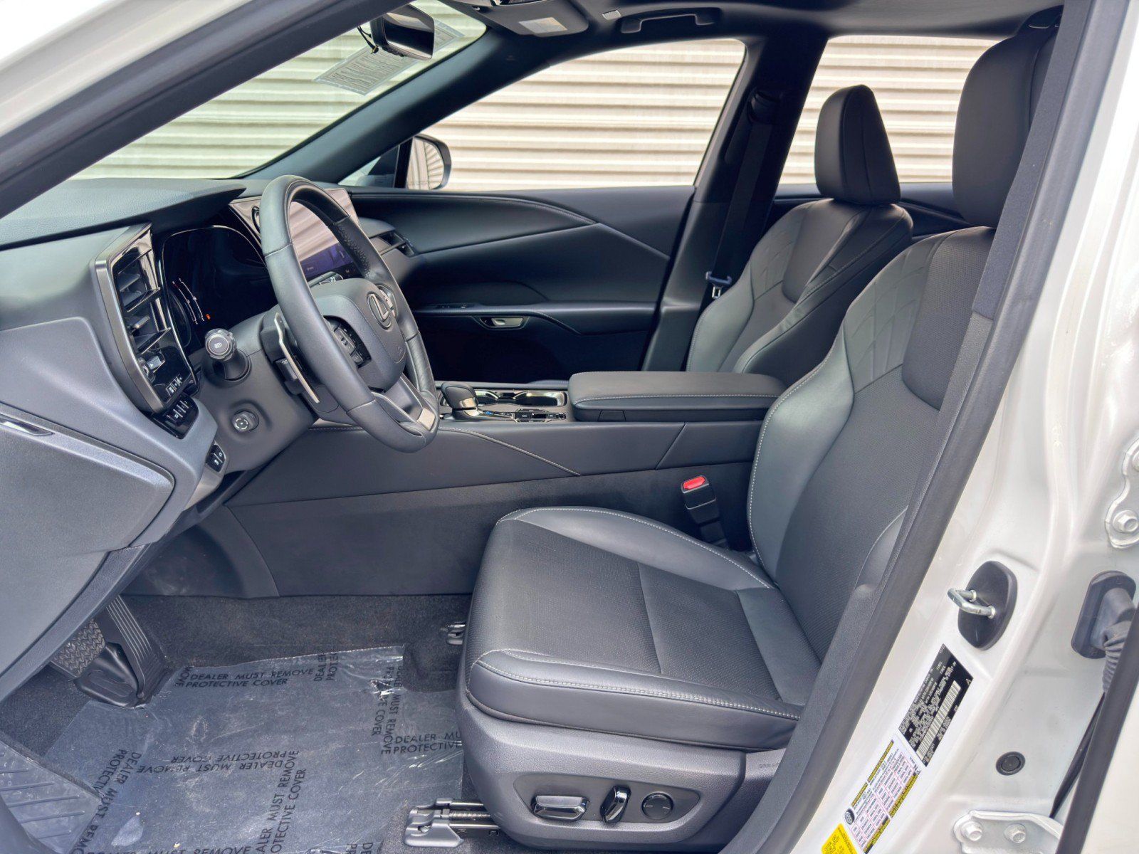 Used 2023 Lexus RX 350 Premium w/ Cold Area Package FWD image 17